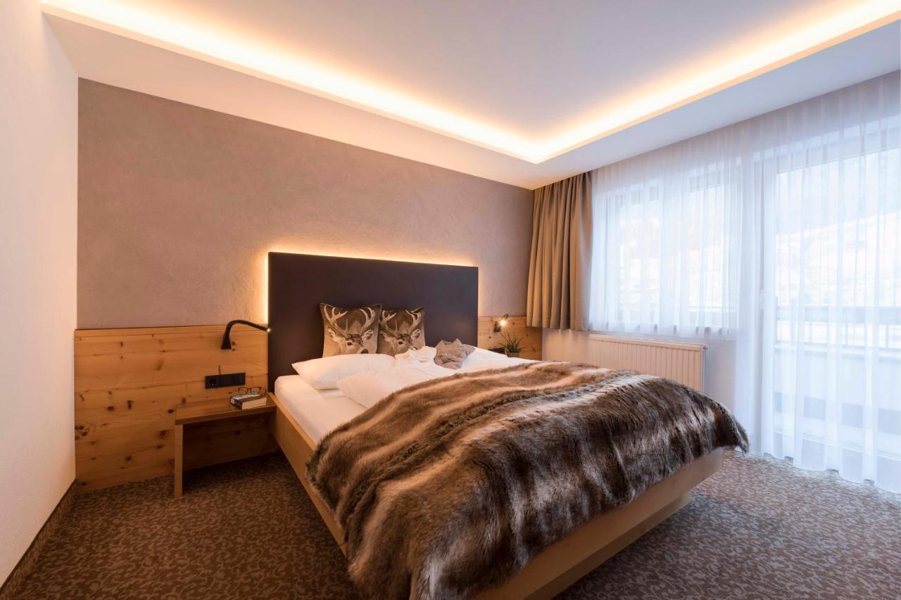 אישגל Hotel Garni Mirabell מראה חיצוני תמונה