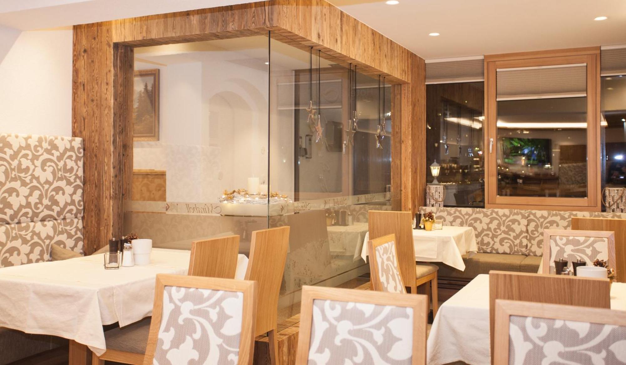 אישגל Hotel Garni Mirabell מראה חיצוני תמונה