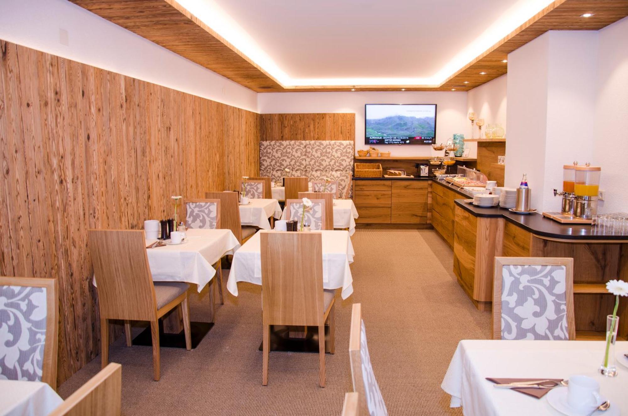 אישגל Hotel Garni Mirabell מראה חיצוני תמונה